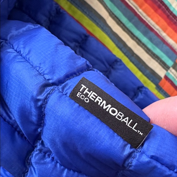 S Sale 1/2 priceThe North Face Hooded Jacket thermo ball size large new - Picture 13 of 15